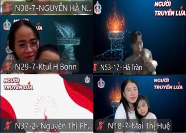 Hình ảnh mẹ con cùng học Người Truyền Lửa lúc sáng sớm